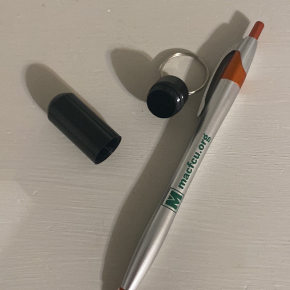 Keychain pill holder. New. - Picture 3 of 3